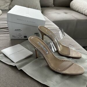 New MANOLO BLAHNIK
Scolto Clear Two-Band Slide Sandals
